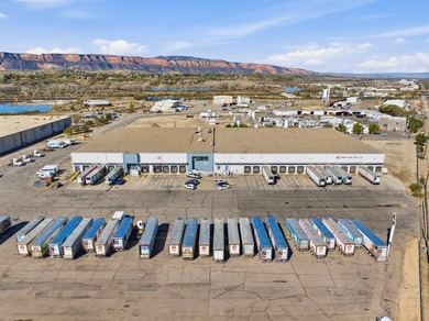 8.27 Acre Property - 101,943 SF Distribution Warehouse. Yard - photo 4