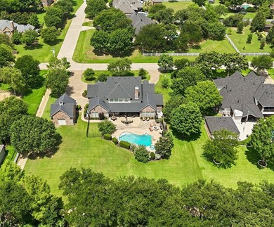 Stunning updated 6 bdrm, 4.5 bath custom home in sought after - photo 37