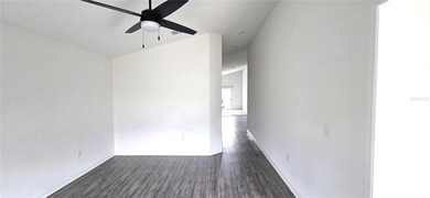 This 4 year young, Southern Homes built 4-bedroom, 2-bathroom - photo 8