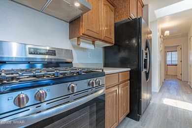 Welcome to your perfect mountain getaway or full-time residence - photo 2