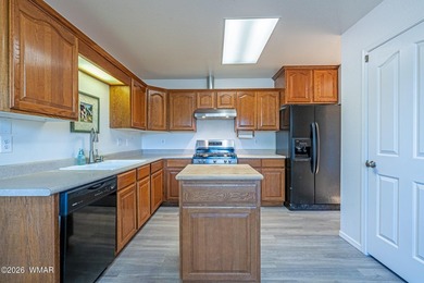 Welcome to your perfect mountain getaway or full-time residence - photo 8
