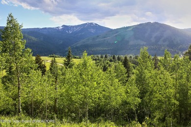 Outdoor recreationists, hikers & skiers will appreciate the - photo 2
