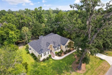 New Roof | New HVAC (Upstairs) | New Carpet | Fresh Interior - photo 4