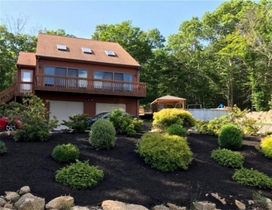 Boone Lake Home For Sale in Exeter Rhode Island