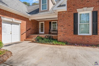 From the moment you arrive at 109 Crest Pointe in Warner Robins - photo 6
