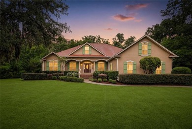 Welcome to this beautifully updated and meticulously maintained - photo 1