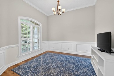 Welcome to this beautifully updated and meticulously maintained - photo 3