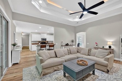 Welcome to this beautifully updated and meticulously maintained - photo 8