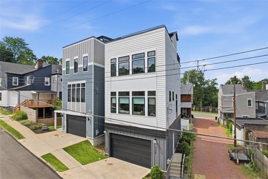 Welcome to 724 52nd Street, a striking free-standing modern - photo 1