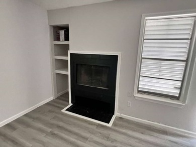 NEAR THE BAY! Come take a look at this nice two bedrooms, two - photo 5