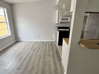 NEAR THE BAY! Come take a look at this nice two bedrooms, two - photo 6