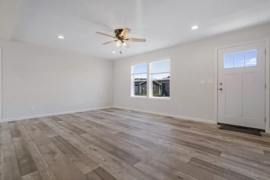 Experience the simplicity of single-level living in this - photo 3
