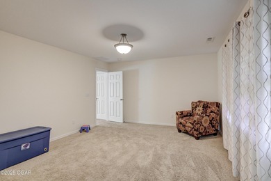 **Beautiful Traditional Home in Exclusive Sunset Ridge** Welcome