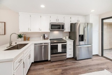 Nestled in the highly desirable Scripps Ranch community, this - photo 12