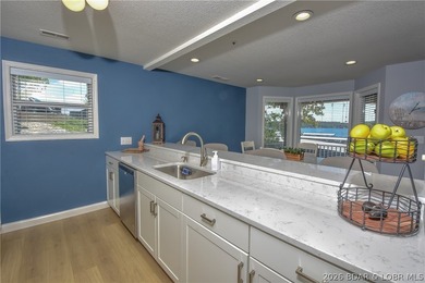 Beautiful condo with very tasteful style and colors! The unit - photo 13