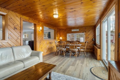 Welcome to this turnkey, fully furnished 4 season home on - photo 19