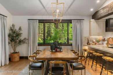 Experience an extraordinary mountain retreat within the - photo 10