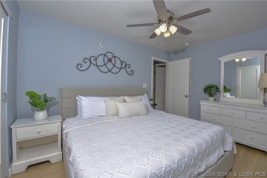 Beautiful condo with very tasteful style and colors! The unit - photo 25