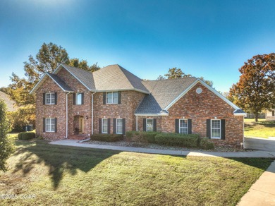 **Beautiful Traditional Home in Exclusive Sunset Ridge** Welcome