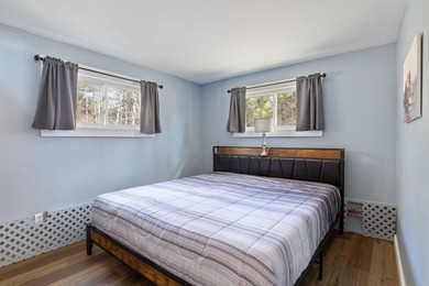 Welcome to this turnkey, fully furnished 4 season home on - photo 29