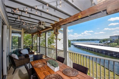 Beautiful condo with very tasteful style and colors! The unit - photo 35