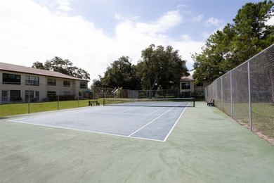 Located Just minutes to World Class Golf Courses, Venues for - photo 50
