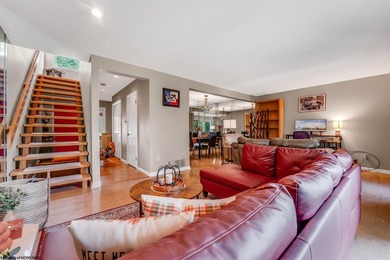 This lovely end unit townhome offers the perfect blend of - photo 6