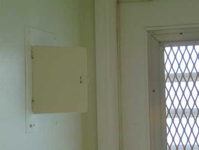 FIRST FLOOR. INCREDIBLE DEAL ON A 2 BEDROOM 2 BATH. BEAUTIFUL - photo 20