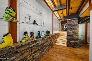Perched high above the pristine waters of Lake Pend Oreille - photo 32