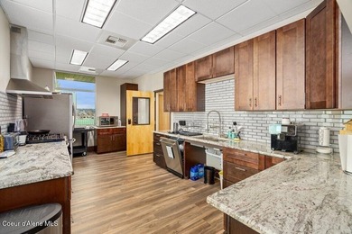 Prime Post Falls professional office building offering 6,944