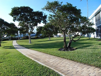 FIRST FLOOR. INCREDIBLE DEAL ON A 2 BEDROOM 2 BATH. BEAUTIFUL - photo 55
