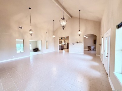 Discover the perfect blend of Hill Country charm, privacy, and - photo 5