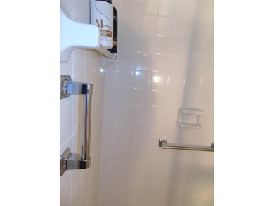 FIRST FLOOR. INCREDIBLE DEAL ON A 2 BEDROOM 2 BATH. BEAUTIFUL - photo 58