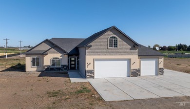 Snake River - Cassia County Home For Sale in Rupert Idaho