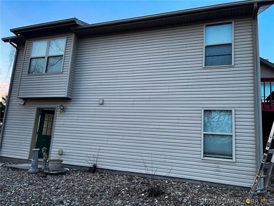 Charming home with walk-out basement in the heart of Camdenton! - photo 11