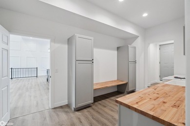 This stunning new renovation at 109 Cedar Road Lake Ponderosa is - photo 14
