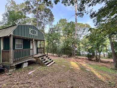 Tucked away in the peaceful waterfront community of White Oak - photo 17