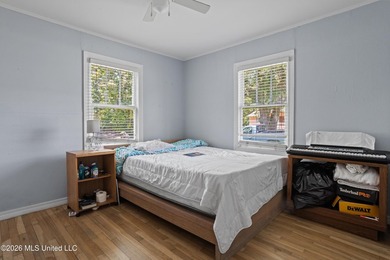 This cute Pascagoula cottage is close to the beach, parks, and - photo 19