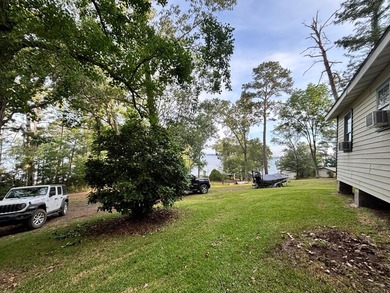 Tucked away in the peaceful waterfront community of White Oak - photo 20