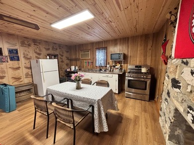 Tucked away in the peaceful waterfront community of White Oak - photo 32