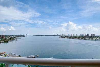 Desirable 14th-floor 3BR/3.5BA residence with expansive ocean - photo 3