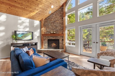 Rare Windy Bay waterfront on Hayden Lake! Private, serene, and