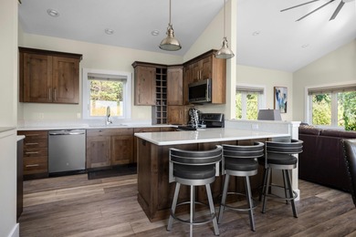 New in 2021, this 4 bedroom, 3 full bath home has stunning Lake - photo 10