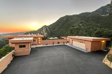 Perched in the foothills of Montecito, this one of a kind 40 - photo 2