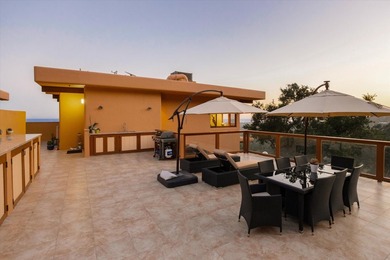 Perched in the foothills of Montecito, this one of a kind 40 - photo 3