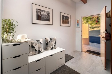 Perched in the foothills of Montecito, this one of a kind 40 - photo 6