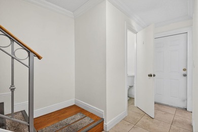 Spacious 4-bedroom, 2.5-bath townhouse ideally located in - photo 6