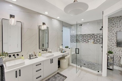 Lake vistas & interior design where classic elegance meets - photo 14
