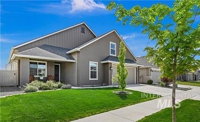 (private lake, pond, creek) Home Sale Pending in Meridian Idaho
