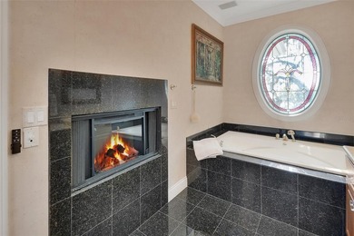 **Luxurious Lakefront Living on Majestic Lake Winnemissett** - photo 27
